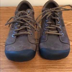 Keen Shoes Men Size 9